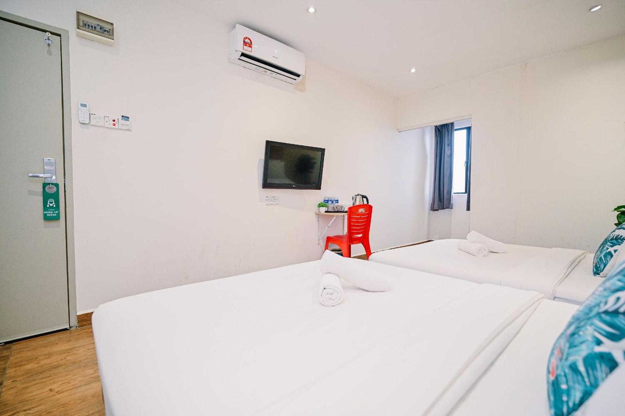 Deluxe Family Room