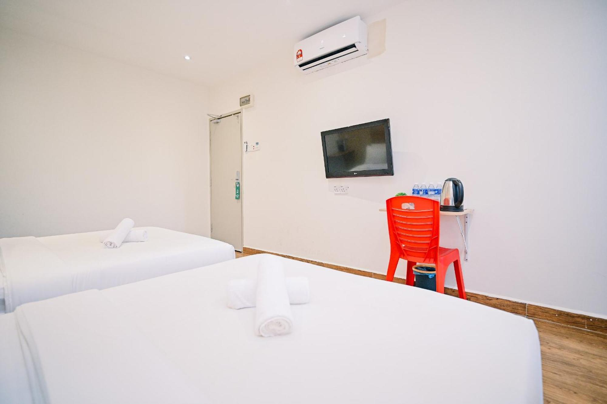 Deluxe Family Room